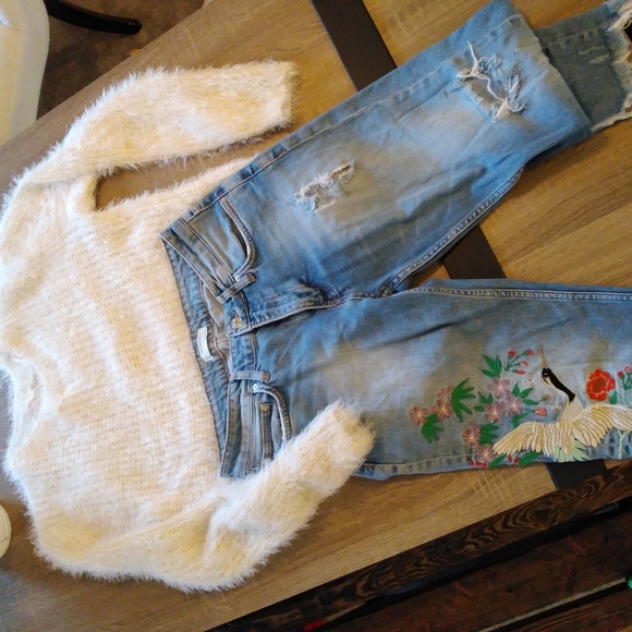 Zara Jean+ sweater - Picture 4 of 4